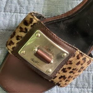 Donald Pliner leopard print kitten heeled sandal slides 8.5